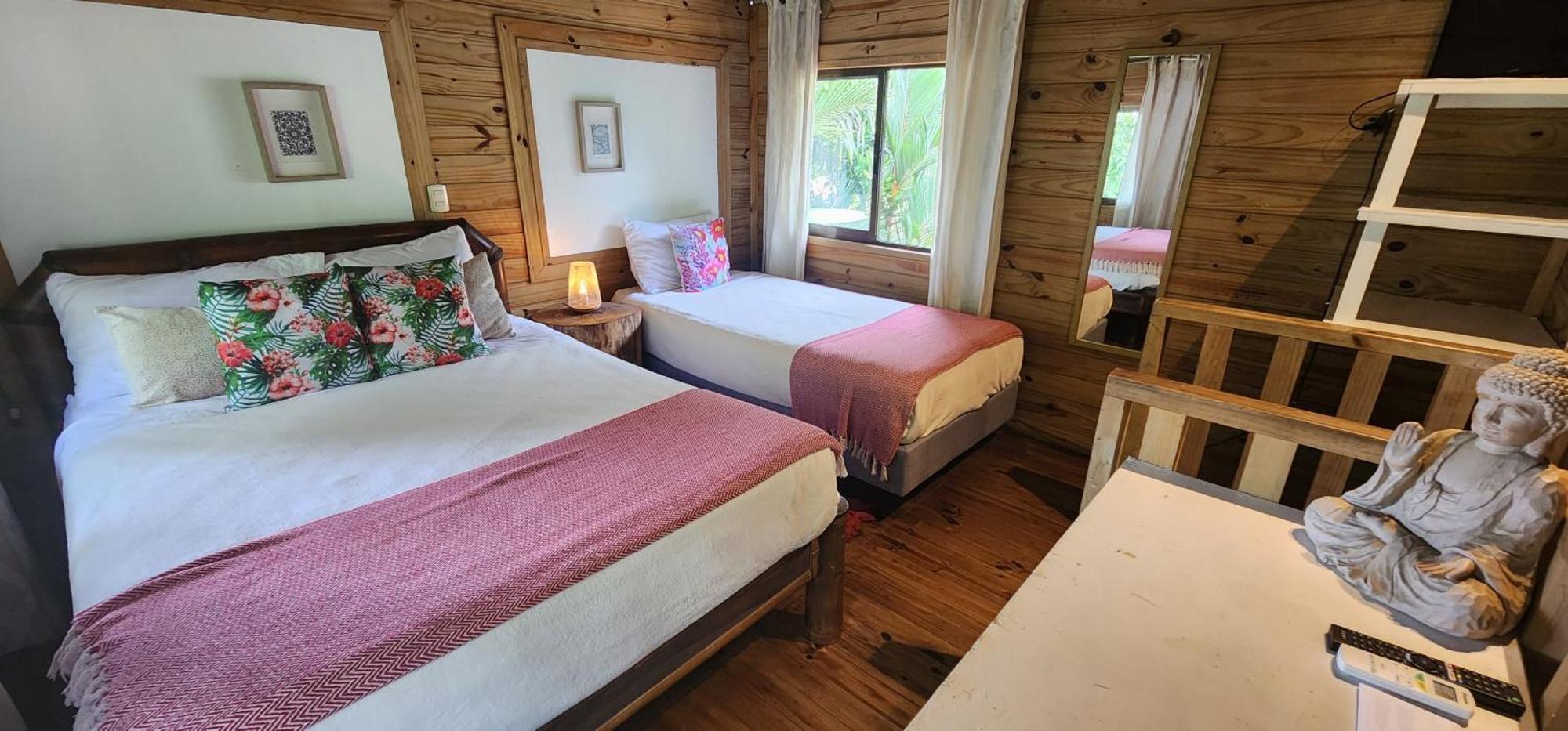 Boutique Hotel Y Spa Tangara Azul Ojochal Eksteriør bilde