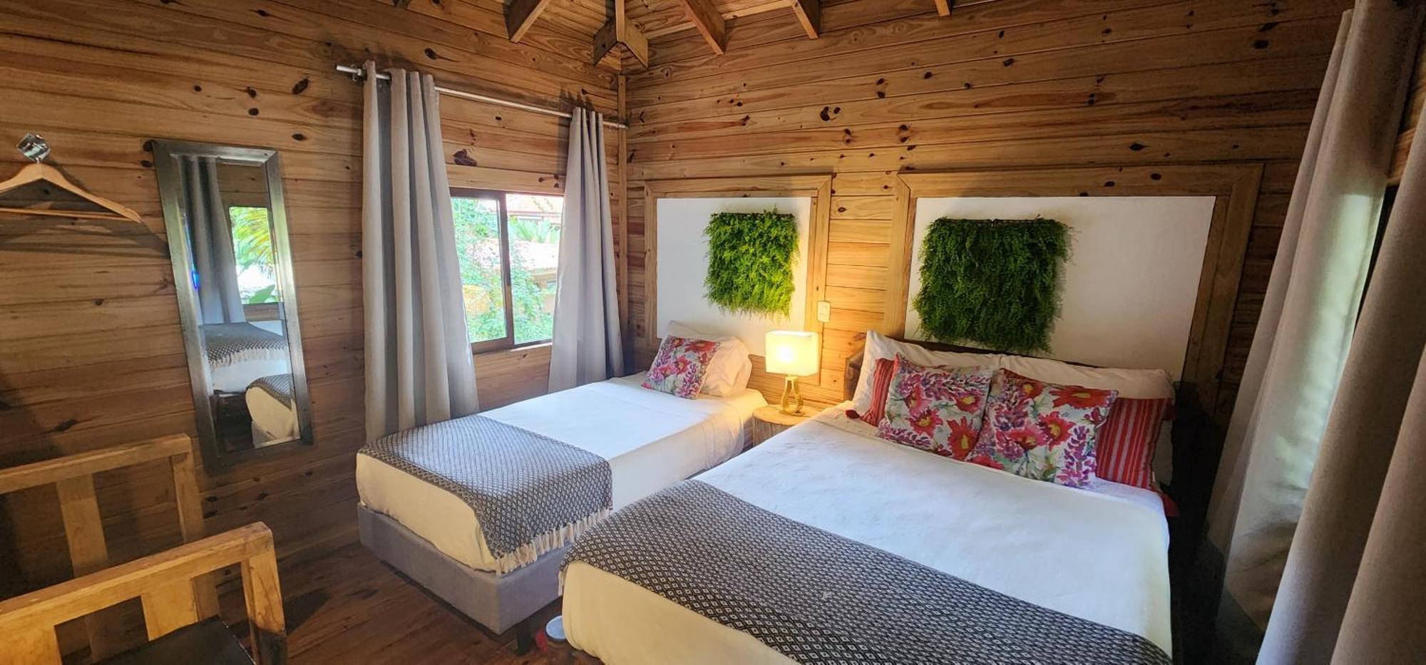Boutique Hotel Y Spa Tangara Azul Ojochal Eksteriør bilde