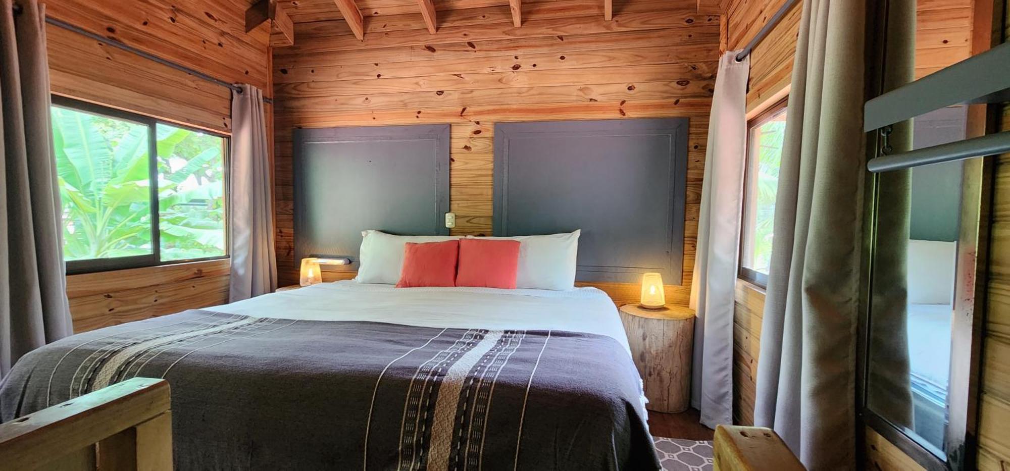 Boutique Hotel Y Spa Tangara Azul Ojochal Eksteriør bilde